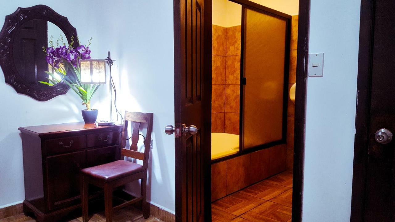 Argueta Hotel San Luis Exterior photo